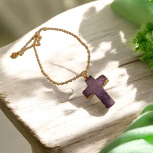 Colar Dourado com Drusa de Ametista