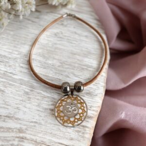 Colar Cortiça Símbolo OM